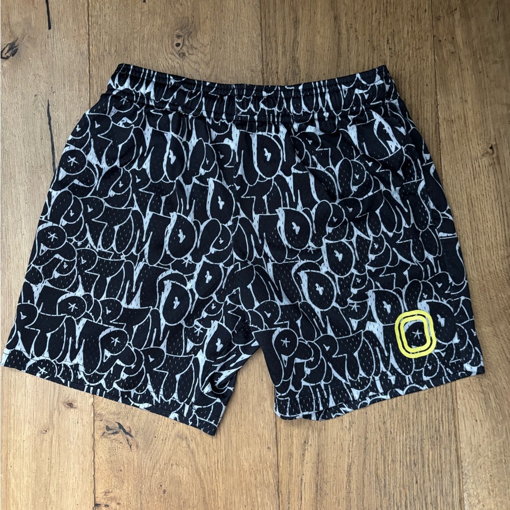 Overtime elite Youth L - Black and White Graphic Shorts